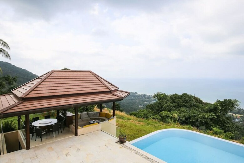 5 Bedroom Seaview Villa Bang Por