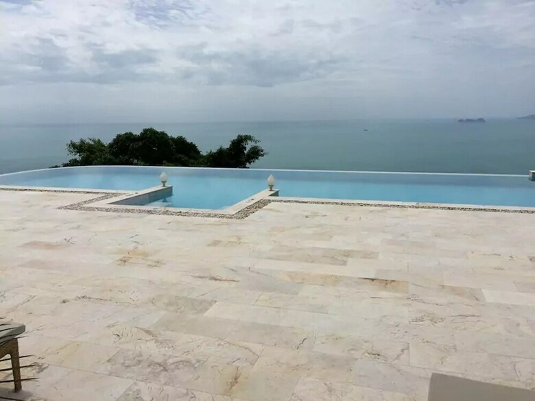5 Bedroom Seaview Villa Bang Por