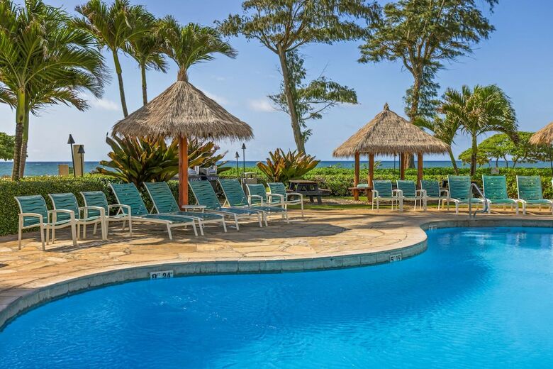 Hotel Aston Islander On The Beach