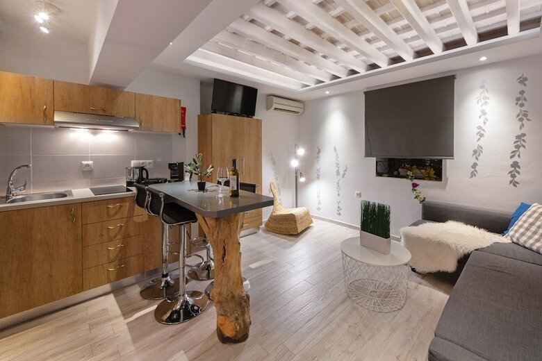 Apartamentos Lindos Citrin Suites