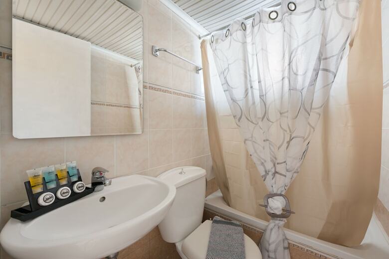 Apartamentos Lindos Citrin Suites
