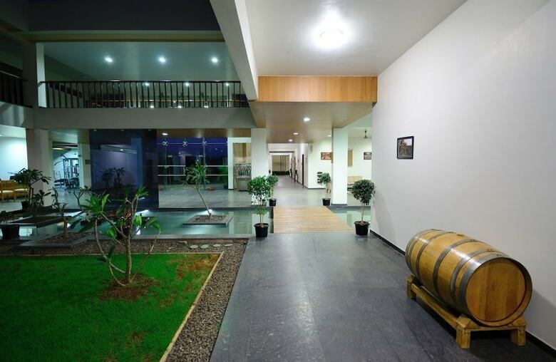 Hotel Soma Vine Village