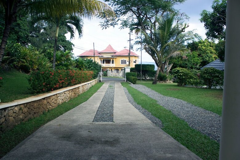 Hotel All Nations Guesthouse