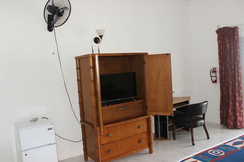 Hotel All Nations Guesthouse