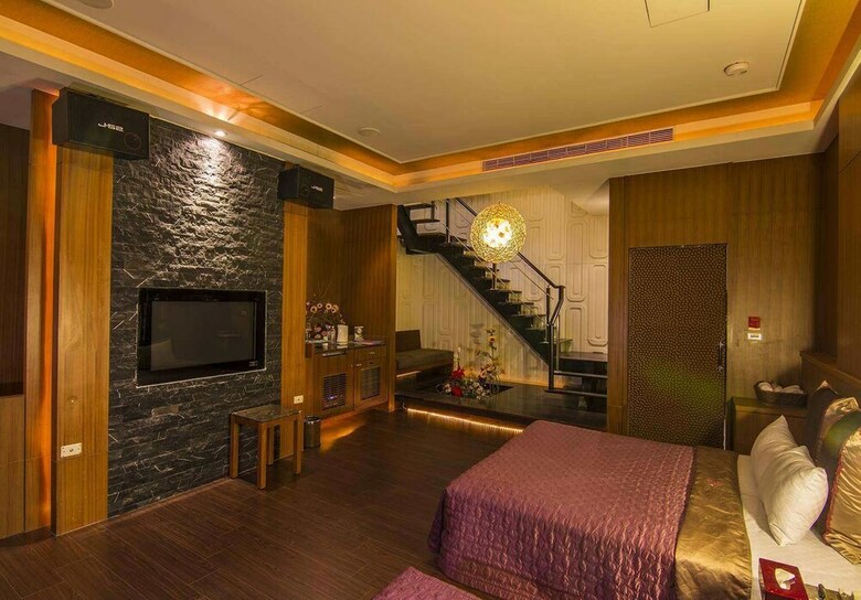 Hotel Js Motel