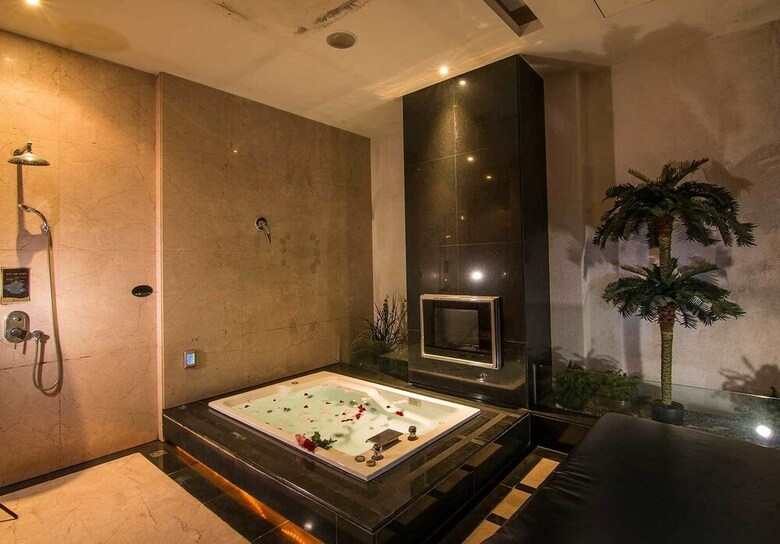 Hotel Js Motel
