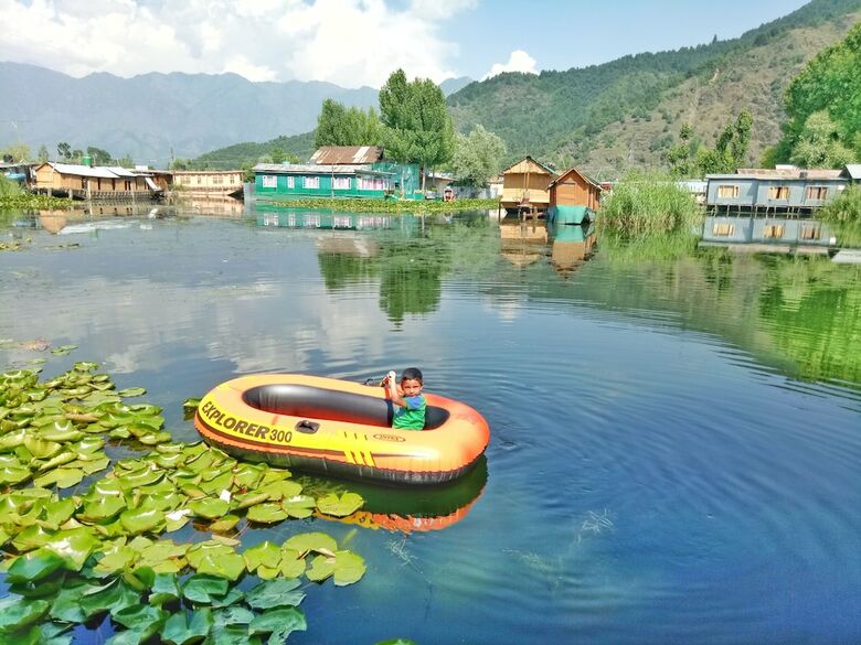 New Bul Bul Group Of Houseboats