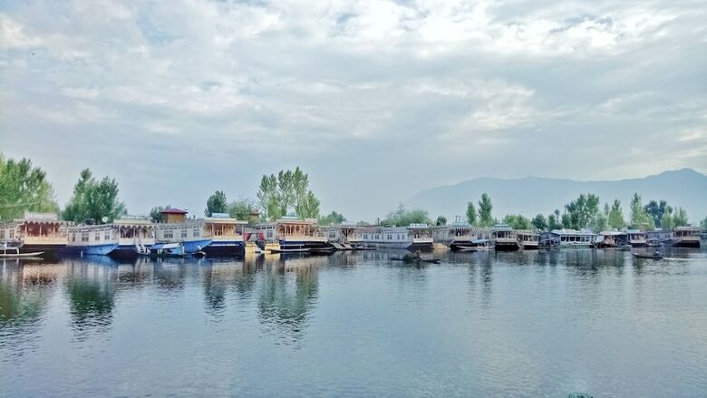 New Bul Bul Group Of Houseboats