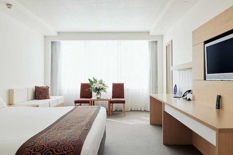 Hotel The Ville Resort - Casino