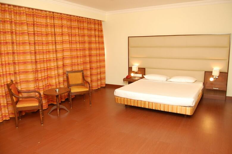 Hotel Mapple Abhay