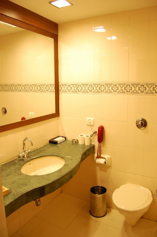 Hotel Mapple Abhay