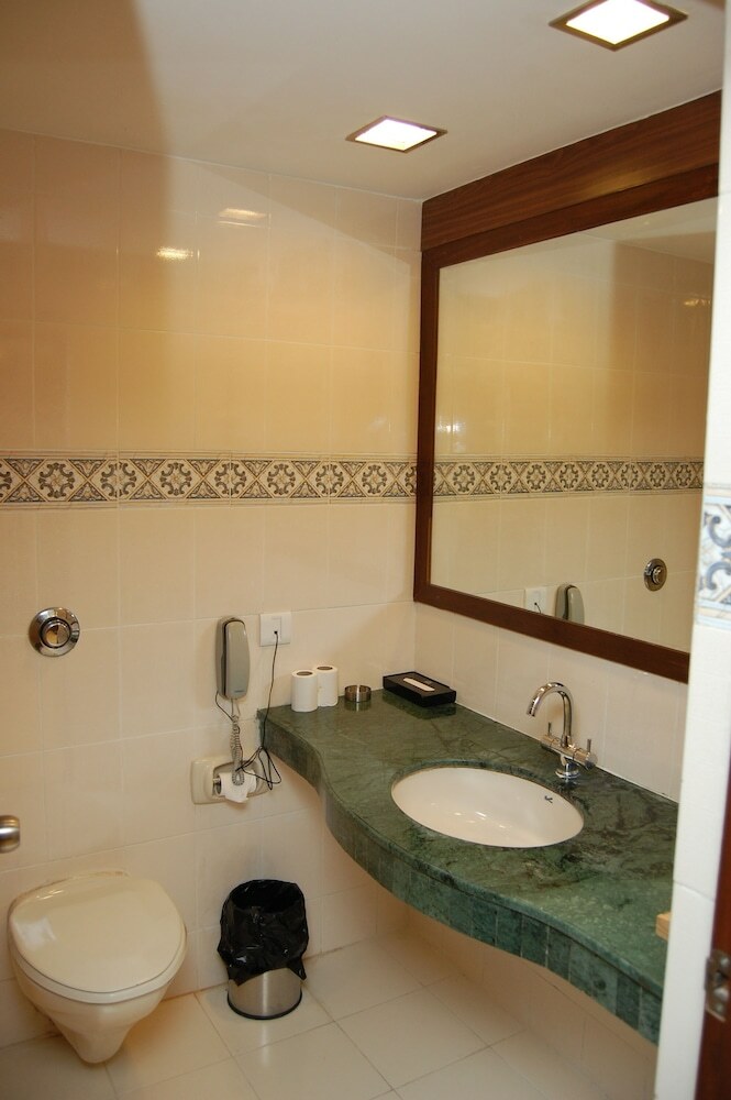 Hotel Mapple Abhay