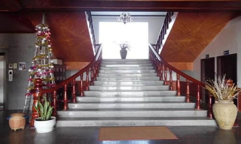 Friendship Hotel