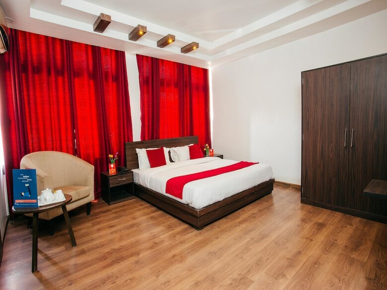 Oyo 11474 Gangaur Regency Boutique Hotel
