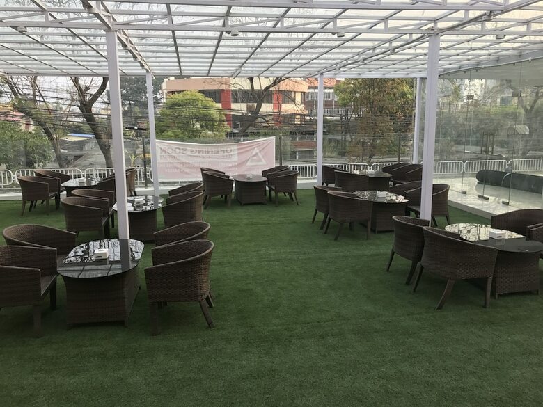 Oyo 11474 Gangaur Regency Boutique Hotel