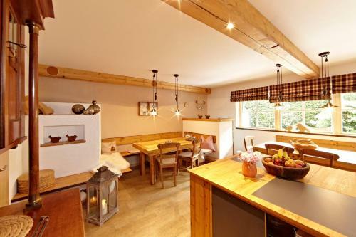 Hostal G�stehaus Sch�nanger