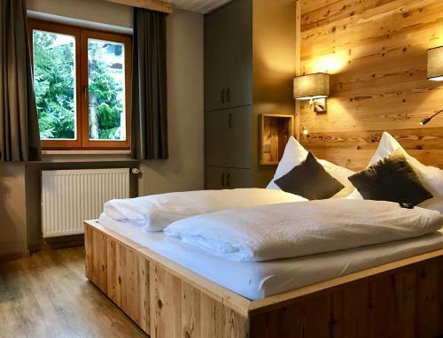 Bed & Breakfast Hotel Garni G�stehaus Edlhuber