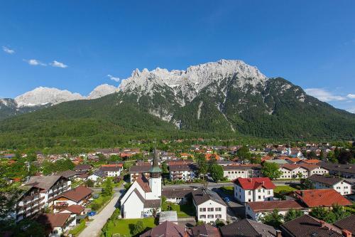Hostal Pension Schwalbennestl