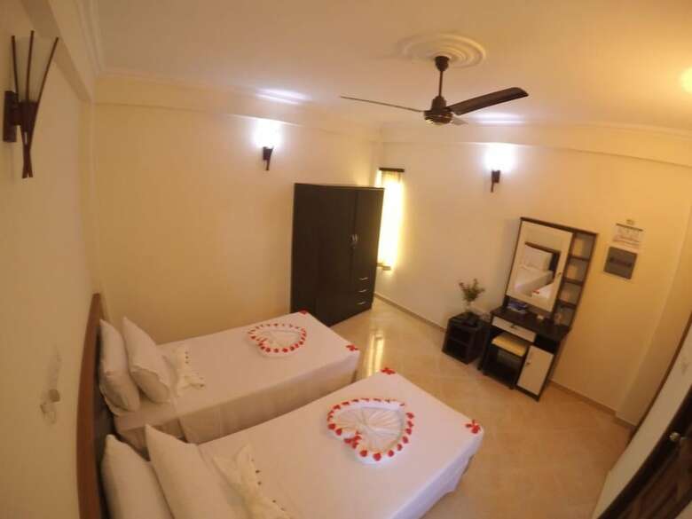 Hotel Smera Grand