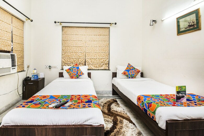 Fabhotel Mishra Residency Salt Lake City