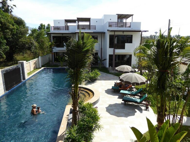 Oasis Garden & Pool Villa At Vip Resort