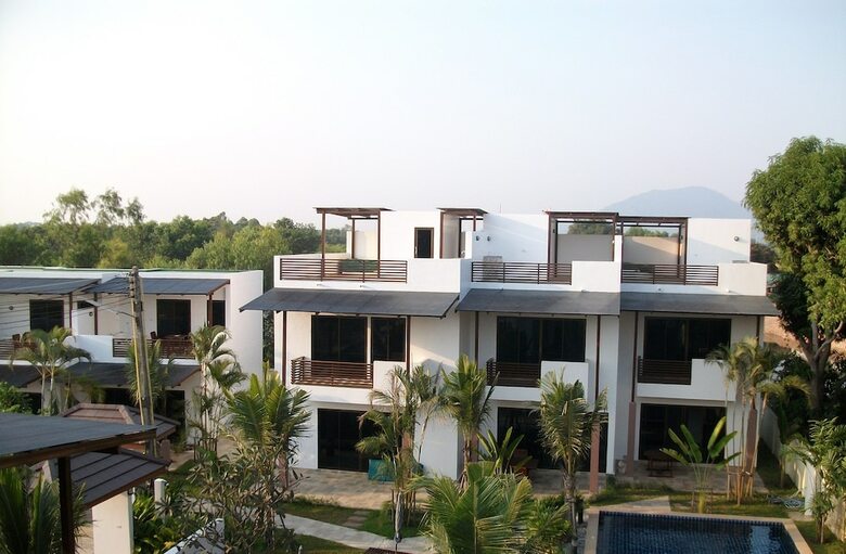 Oasis Garden & Pool Villa At Vip Resort