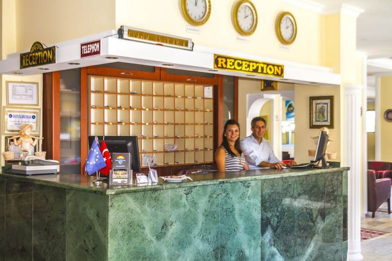Hotel First Class