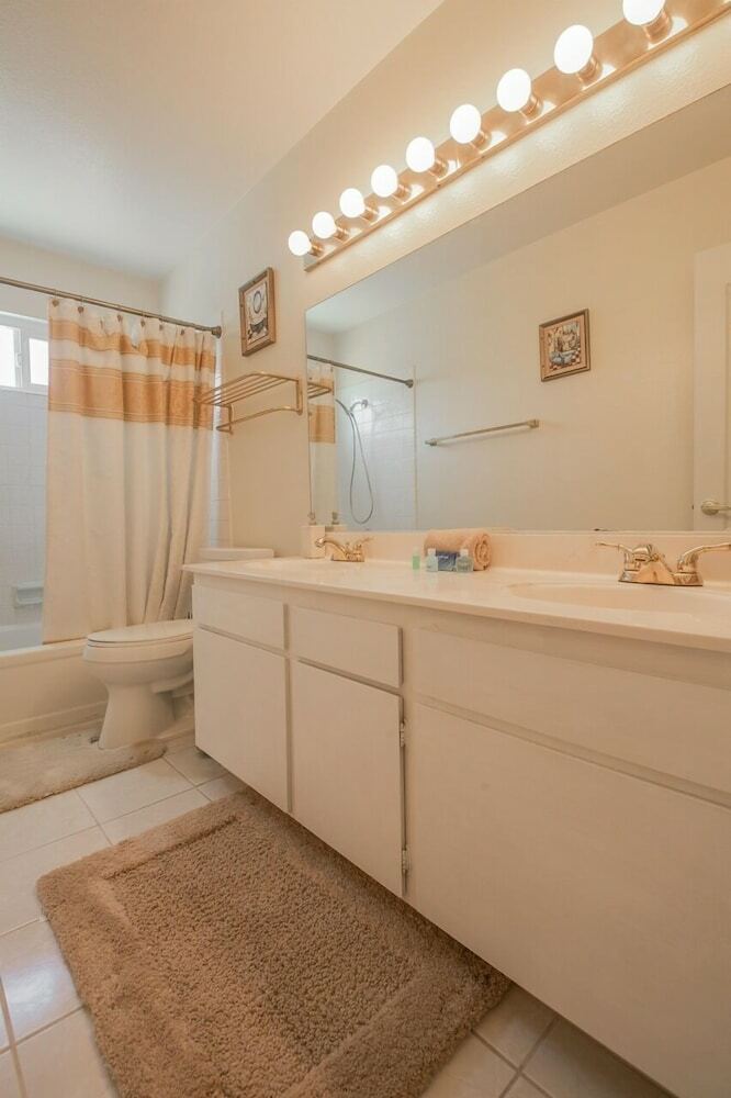 Luxurious 5br Near Las Vegas Strip