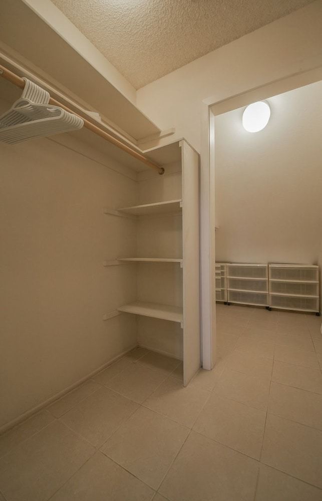Luxurious 5br Near Las Vegas Strip