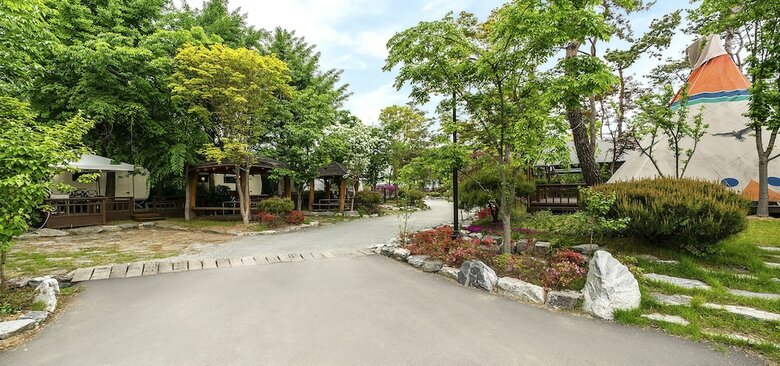 Caravan Bay Camping - Caravan Park