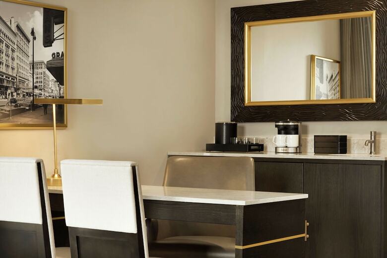 Hotel Embassy Suites By Hilton Syracuse Destiny Usa