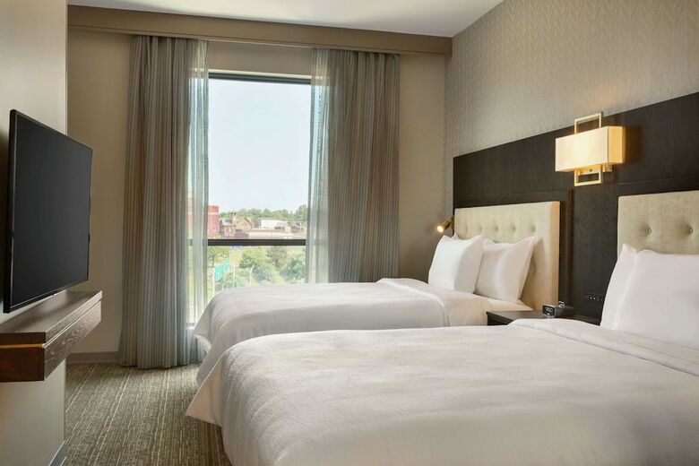Hotel Embassy Suites By Hilton Syracuse Destiny Usa