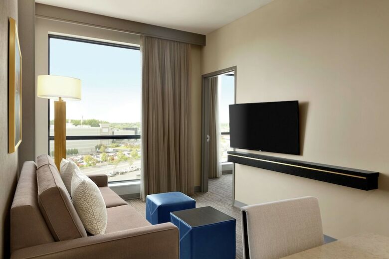Hotel Embassy Suites By Hilton Syracuse Destiny Usa