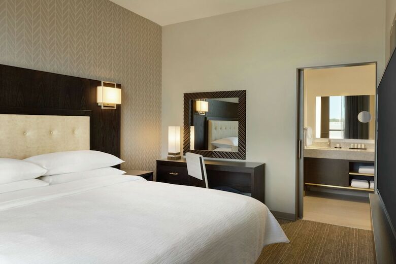 Hotel Embassy Suites By Hilton Syracuse Destiny Usa