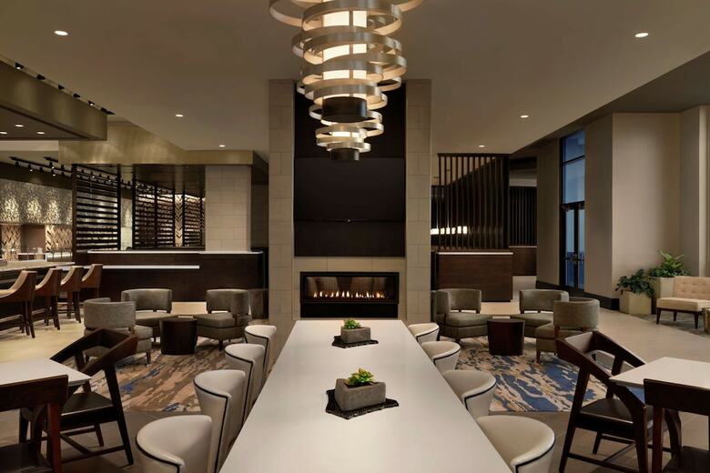 Hotel Embassy Suites By Hilton Syracuse Destiny Usa