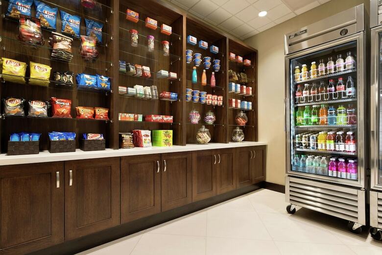 Hotel Embassy Suites By Hilton Syracuse Destiny Usa