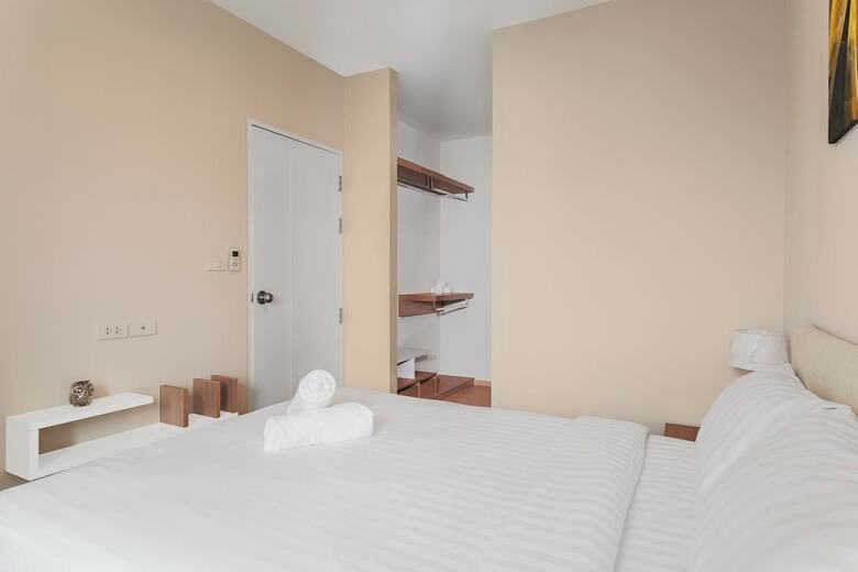 Condo In Bagtao In Zcape 2 - Unit717