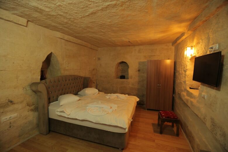 Sandik Cave Hotel