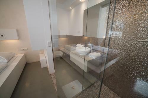 18arts Hotel