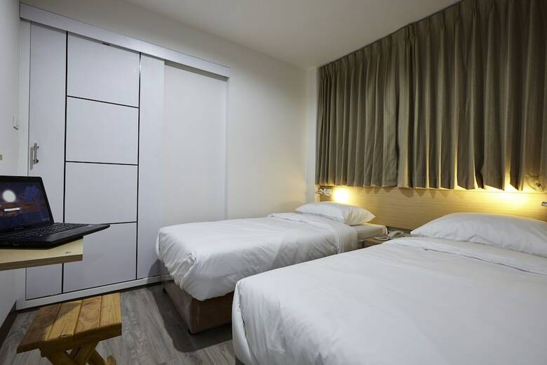Hostal Le Bonheur Poshtel