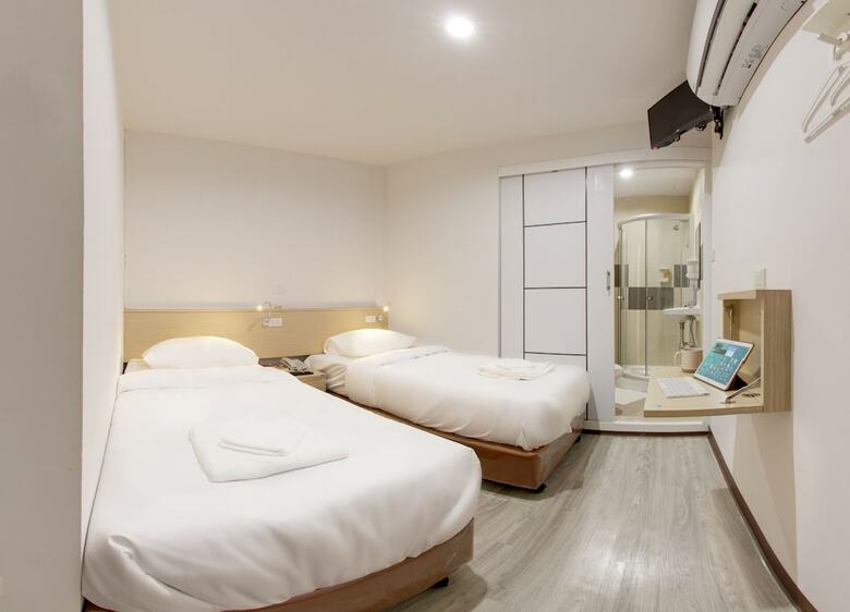 Hostal Le Bonheur Poshtel