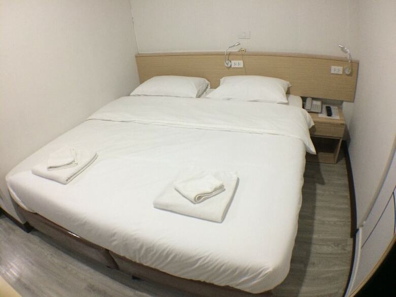 Hostal Le Bonheur Poshtel