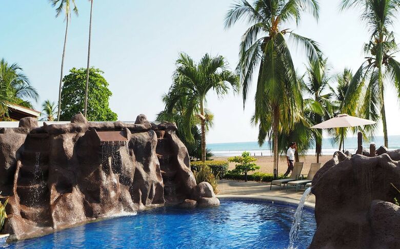 Condominio Diamante Del Sol By Crhr