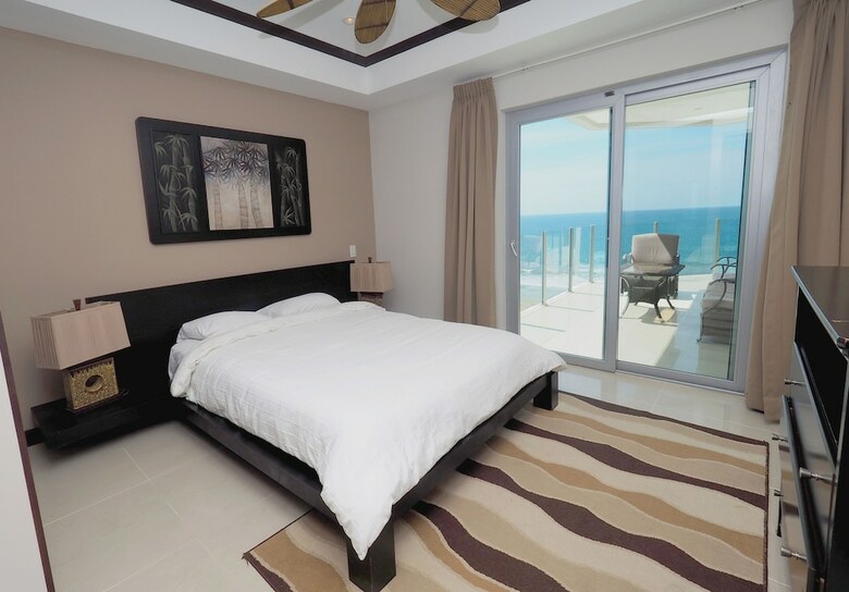 Condominio Diamante Del Sol By Crhr