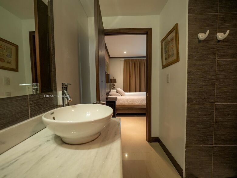 Condominio Diamante Del Sol By Crhr