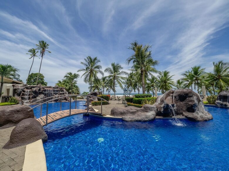 Condominio Diamante Del Sol By Crhr