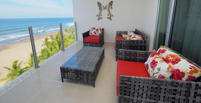 Condominio Diamante Del Sol By Crhr