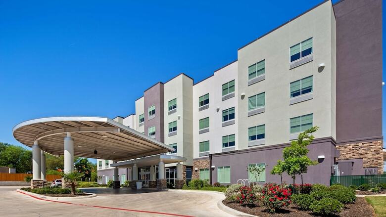Hotel Best Western Plus Roland Inn & Suites