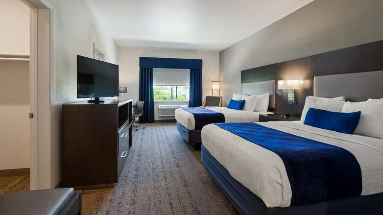 Hotel Best Western Plus Roland Inn & Suites