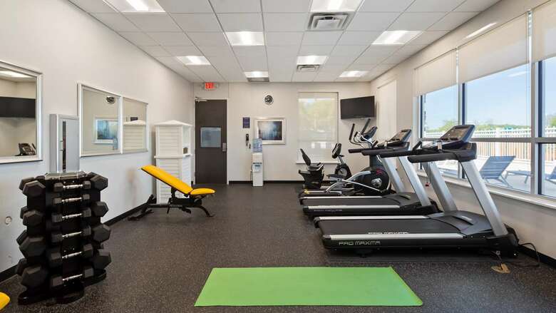Hotel Best Western Plus Roland Inn & Suites